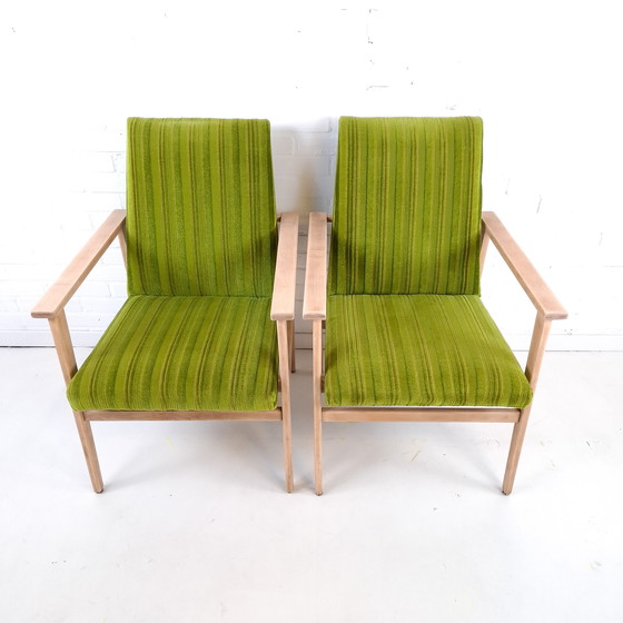 Image 1 of 2 sedie vintage anni '70 in legno con rivestimento in velluto verde