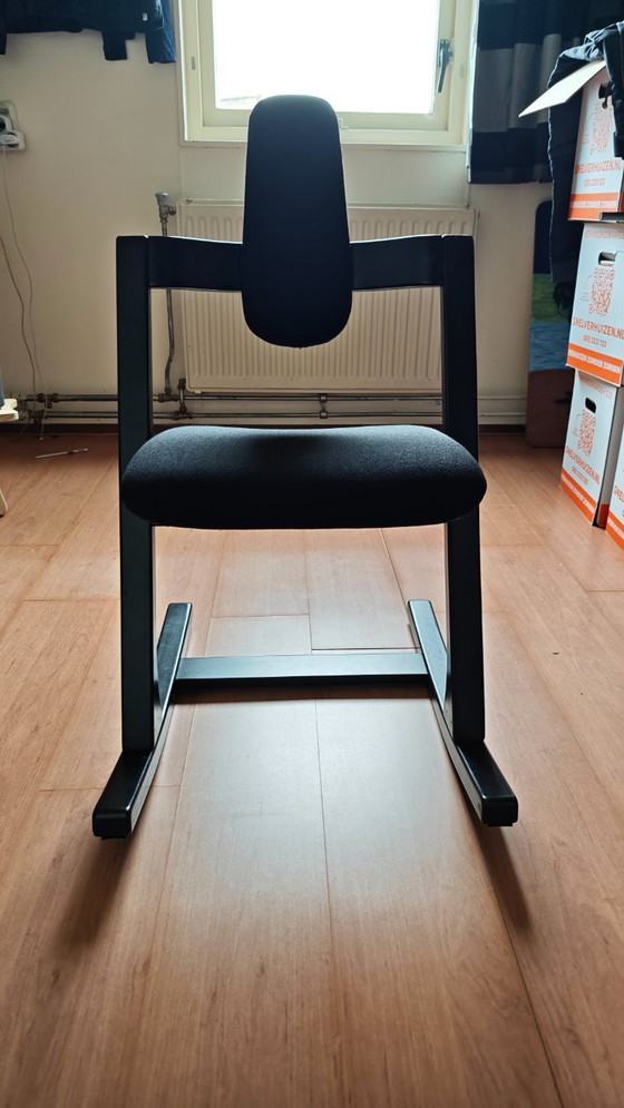 Image 1 of Stokke Pendulum balansstoel