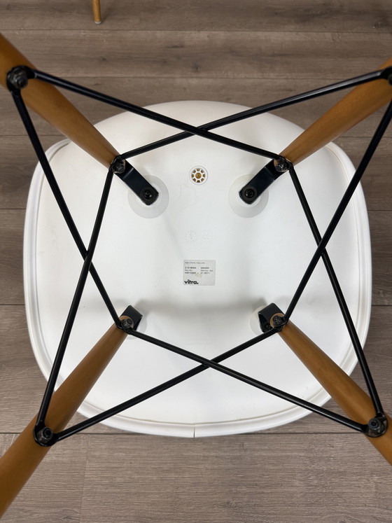 Image 1 of VITRA DSW upholstered