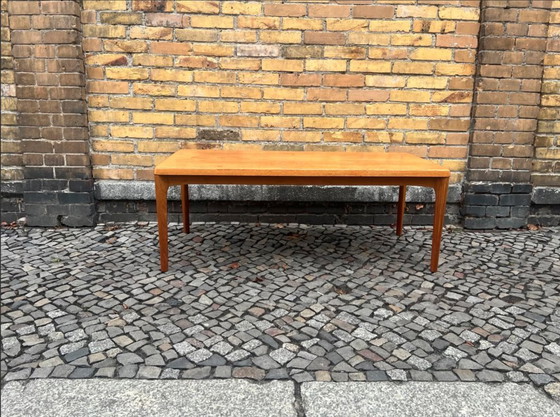 Image 1 of Tavolino da caffè danese in teak di metà secolo - Henning Kjærnulf per la fabbrica di mobili Vejle