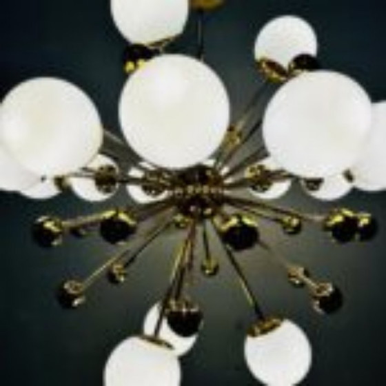 Lampadario Sputnik anni '70, Metallo, Vetro, Dorato, Mid Century Modern (foto 5 di 7)