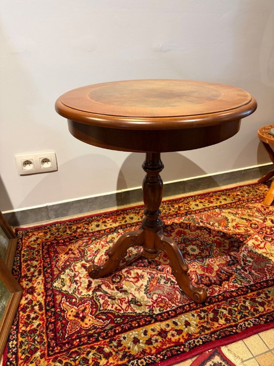 Image 1 of Vintage classic wooden wine table / guéridon with burr walnut top