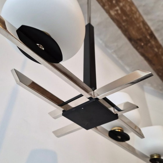 Image 1 of Lampada a sospensione vintage anni '50 di Arlus House in acciaio cromato e vetro opalino.