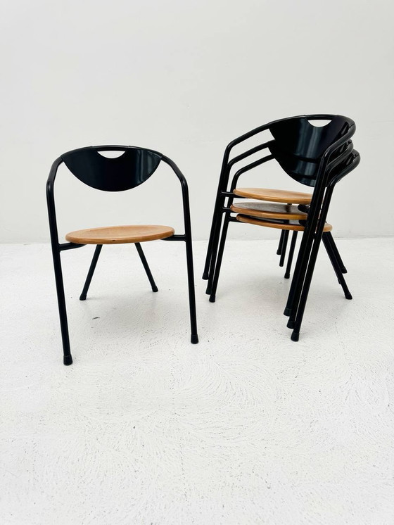 Image 1 of Set van 4 Italiaanse Plurima stapelstoelen, jaren 1980