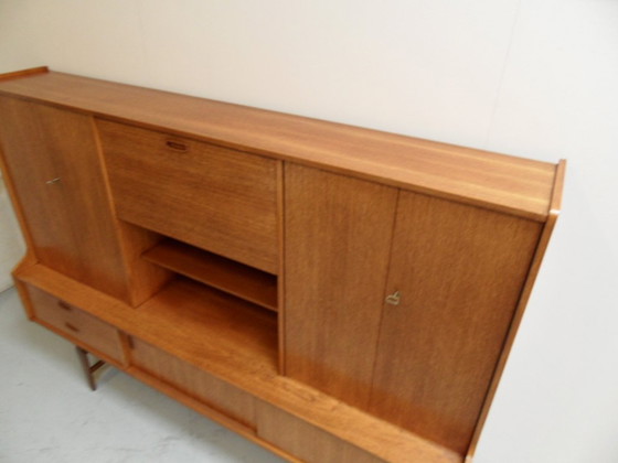 Image 1 of Tablero alto de mediados de siglo, década de 1950