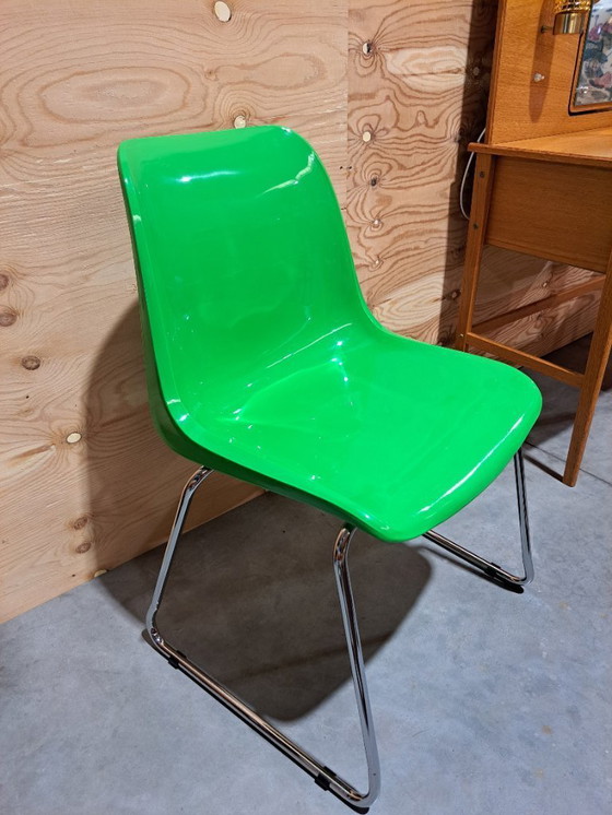 Image 1 of Set groene kunststof chromen buisframe stoelen Helmut Starke Zweden