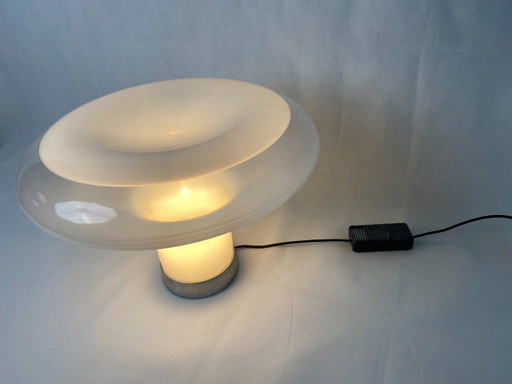 Artemide Lesbo Tischleuchte – Design von Angelo Mangiarotti