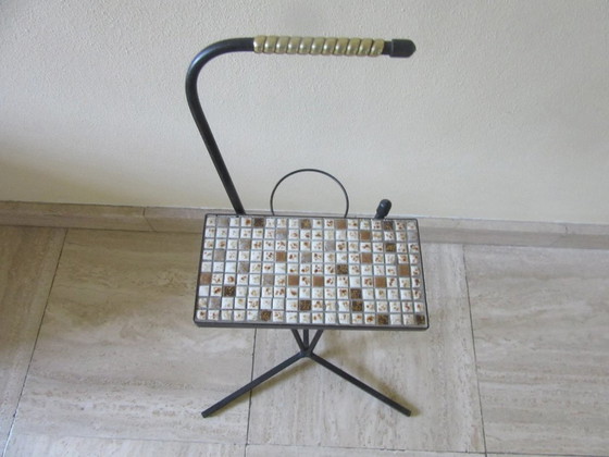 Image 1 of Table d'appoint au design moderniste, mosaïque en métal noir