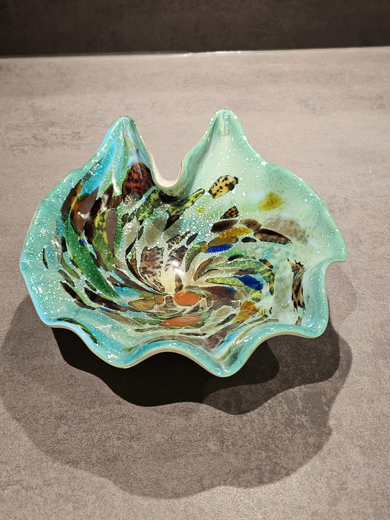 Image 1 of Ciotola vintage di Murano in vetro artistico soffiato a bocca con murrine policrome. Italia anni '60.