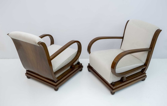 Image 1 of Paire de fauteuils et deux ottomans Art Déco en noyer et velours italiens, années 1920
