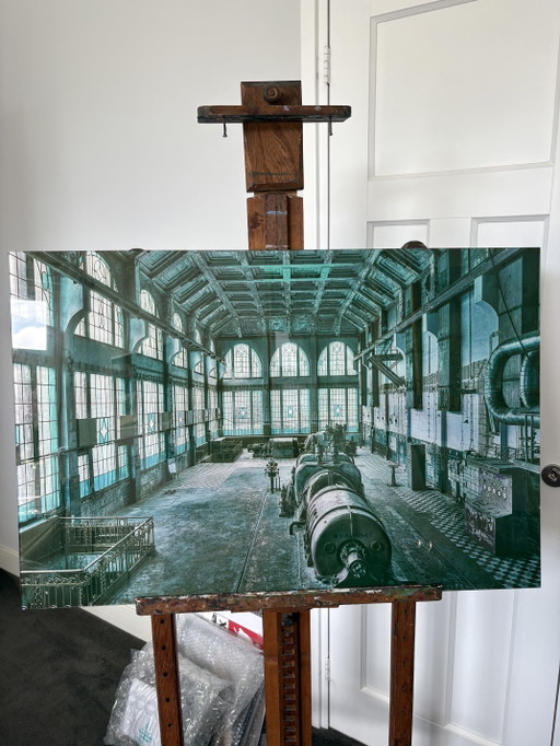 Fotografía arquitectónica detrás de cristal acrílico sobre Alubond (Dibond) – 90 × 60 cm