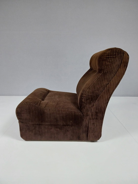 Image 1 of Poltrona vintage in tessuto a coste marrone, anni '70