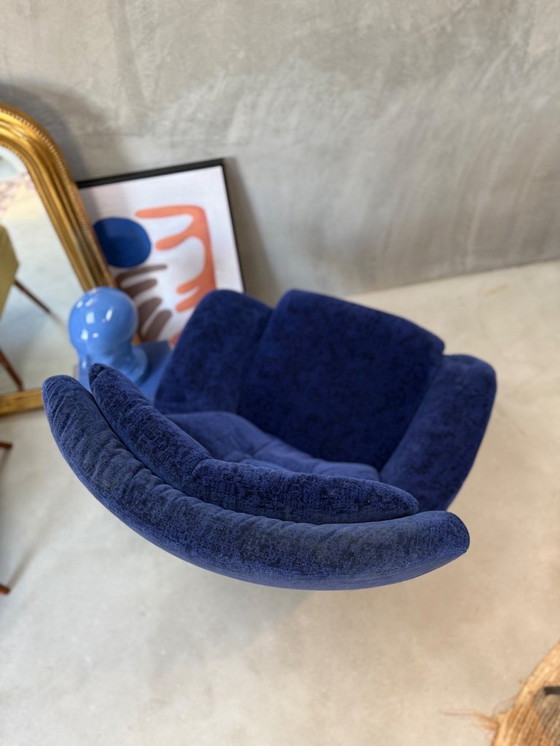 Image 1 of Vintage swivel egg chair