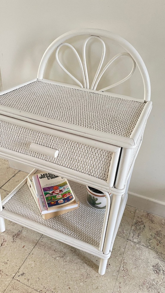 Image 1 of Coppia di comodini vintage in rattan