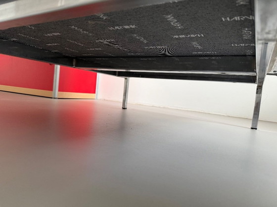 Image 1 of Poltrona Harvink Forum in pelle nera