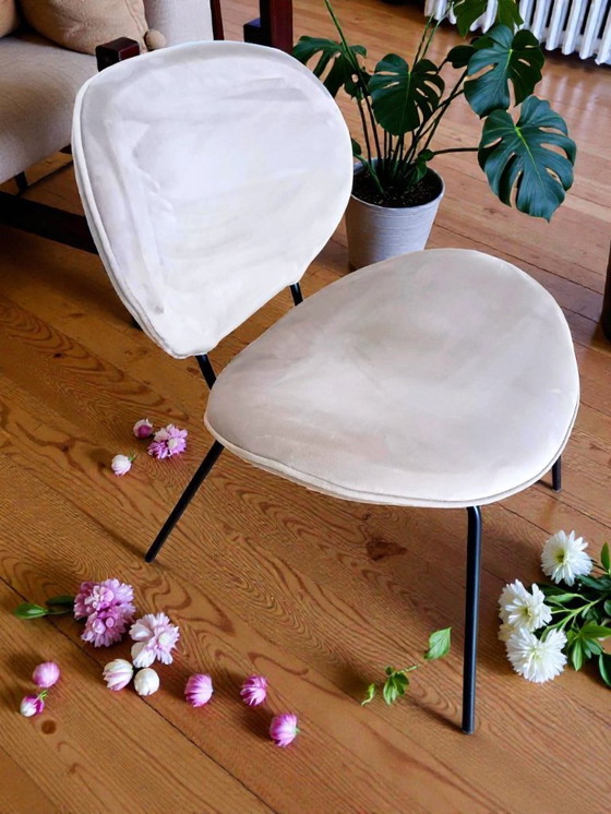 Image 1 of Fauteuil velours beige Maisons du Monde