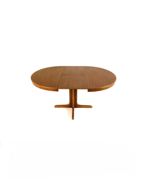 Image 1 of Vintage extendable dining table '60