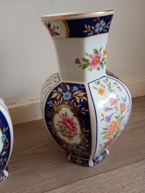 Image 1 of 2 vases en porcelaine Imari