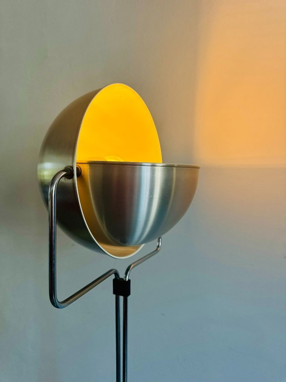 Rara lampada da terra regolabile Modello D-2017 ‘Eclipse’ di Evert Jelles per RAAK Amsterdam, Paesi Bassi, (photo 7 of 13)