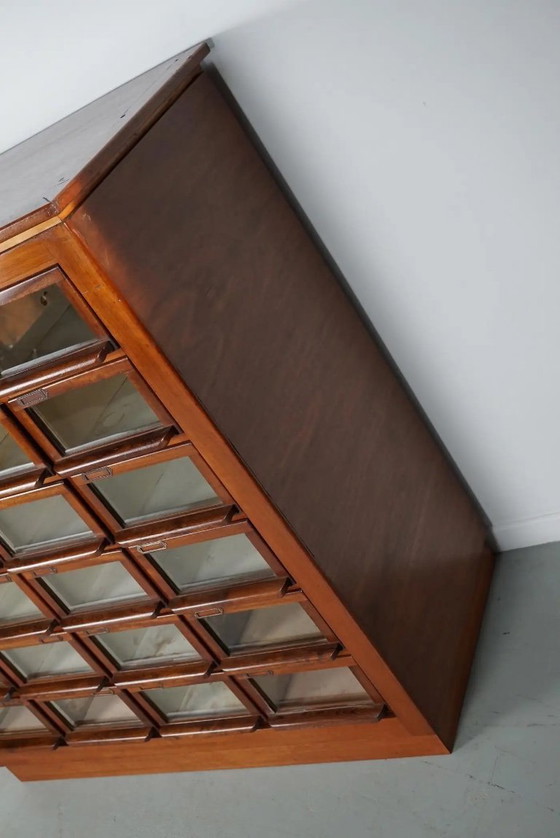 Image 1 of Mercería antigua holandesa de madera noble, década de 1930