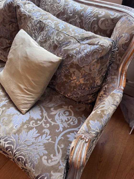 Image 1 of Canapé 3 places baroque vintage - en super état !