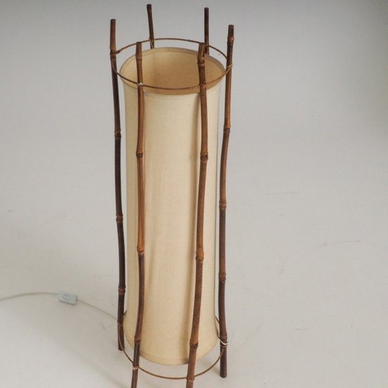 Große Stehlampe aus Bambus und Leinen von Louis Sognot – Stehleuchten, Textile (photo 7 of 17)