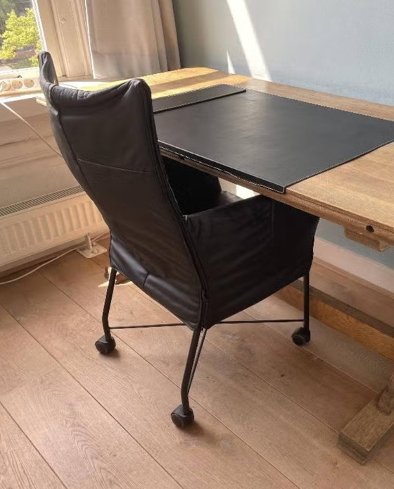 Image 1 of Design Montis Chaplin leren (eetkamer) stoel wielen 