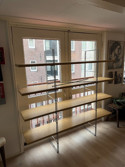 Scaffale vintage Enetri Ikea, disegnata da Niels Gammelgaard.