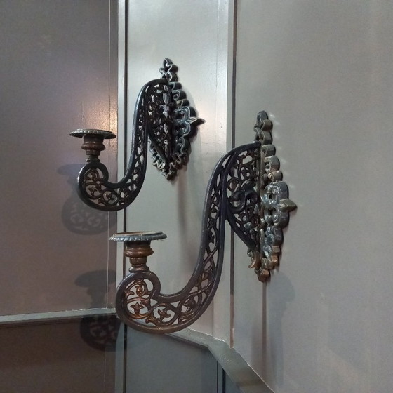 Set antiker neugotischer Gusseisen-Wandkerzenhalter ca. 1875-1880 – Cast Iron (photo 6 of 12)