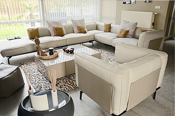 Image 1 of Hoeksalon Camerich