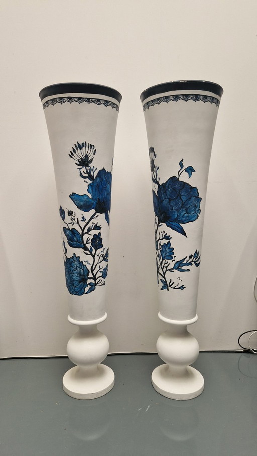 Large Delft blue vase hand painted