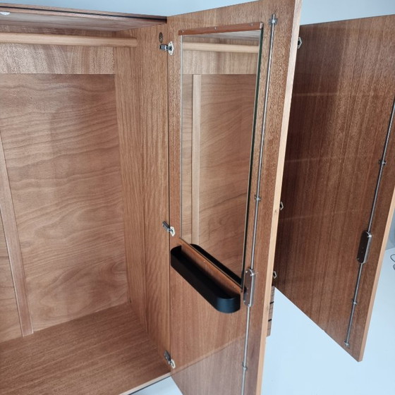 Image 1 of Armadio vintage in noce, anni '70