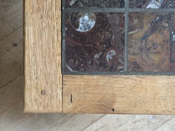 Brutalist coffee table in solid oak and marble from the 70s – Scandinavian (photo 9 of 9)