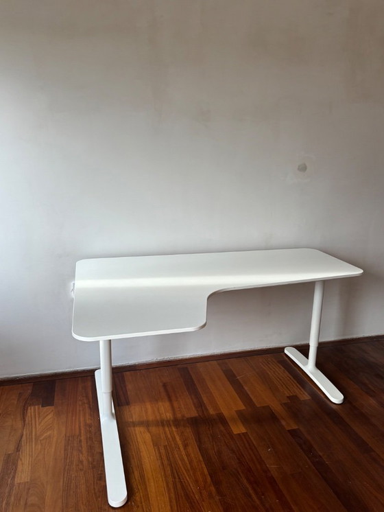 Image 1 of Modern White Desk – Great Condition