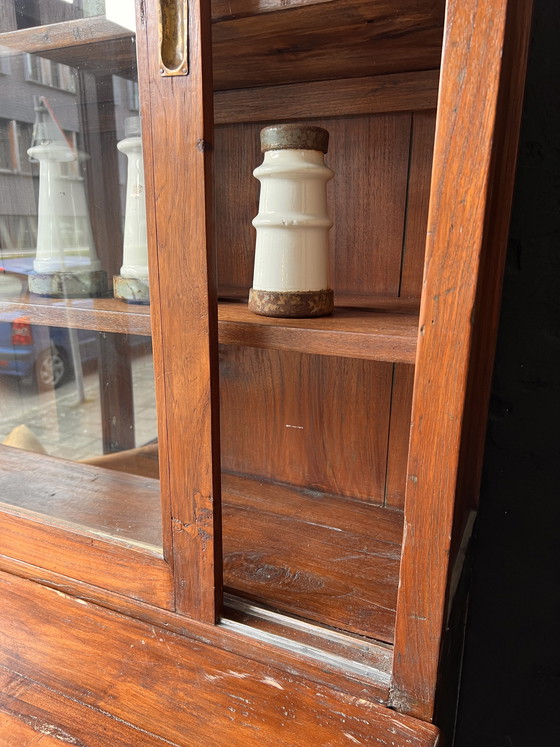 Image 1 of School vitrine kast 