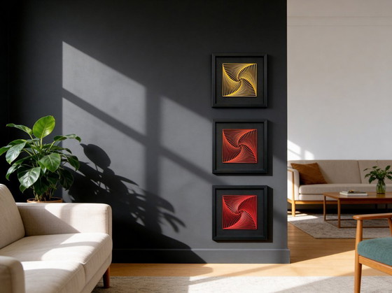 Image 1 of 3D-gedrucktes geometrisches Spiralkunstwerk – Seiden-PLA auf Leinwand – Gerahmte, limitierte Auflage (2026)