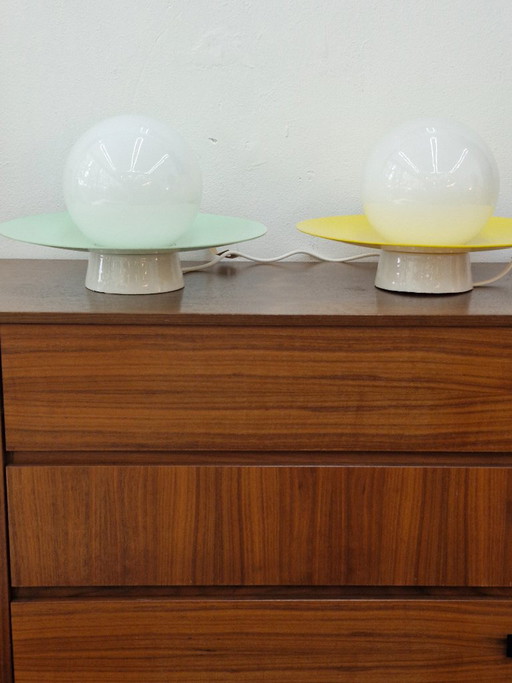 Space Age 'UFO' Ceiling Lights Set Yellow & Mint Green – plafondlampen, Metal (photo 2 of 10)