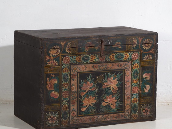 Antieke Chinese beschilderde kist van grenenhout – China, circa 1900 – Opbergkast, Iron (photo 2 of 40)