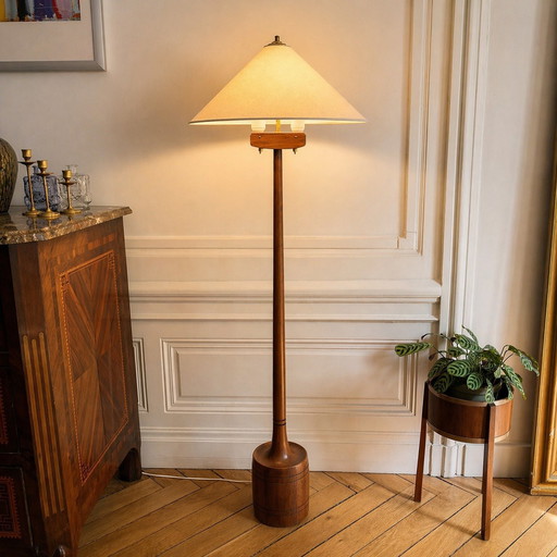 Lámpara de pie escandinava vintage de teca y latón, Tranås Stilarmatur, Suecia, años 60