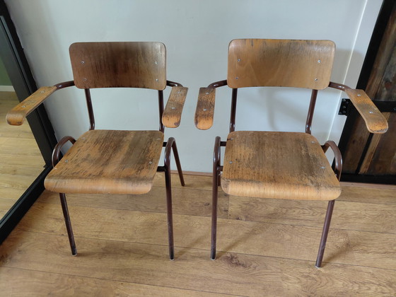 Image 1 of Vintage kantinestoelen met armleuningen buizenframe 