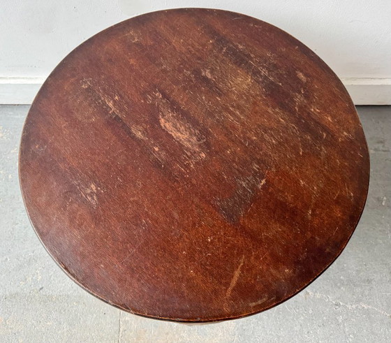 Image 1 of Petite table basse ronde vintage