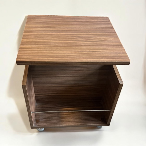 Image 1 of Tavolino laterale/contenitore per ufficio/portariviste anni &#39;70 in Resopal nello stile di Rolf Hesland, prodotto in Germania