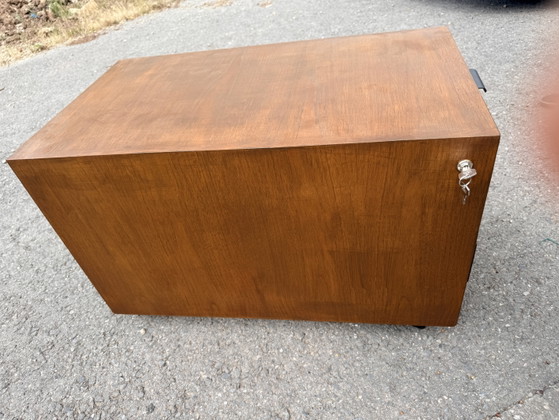 Image 1 of Teakhouten rolvoetstuk uit het midden van de 20e eeuw van Holzäpfel, Duitsland, jaren 60.