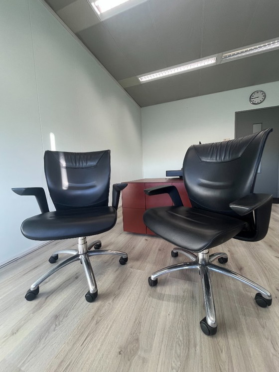 Image 1 of 2x Poltrona Frau „Brief Meeting“ Design-Bürostühle – Emilio Ambasz – Italienisches Design