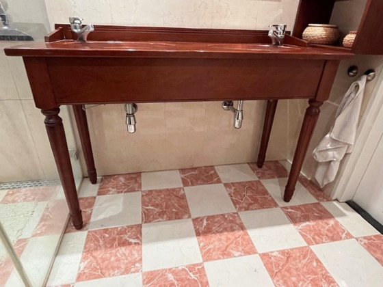 Image 1 of Mobili da bagno in legno di ciliegio realizzati a mano