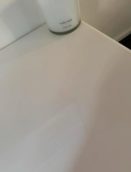 Image 1 of Designer TV stand - high-gloss white