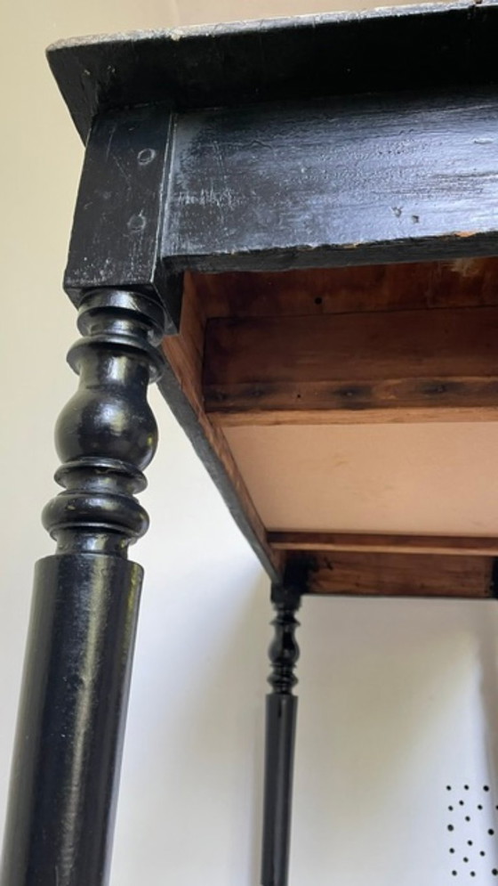 Antiker Schreibtisch im Louis Philippe Stil – Wood (photo 40 of 43)