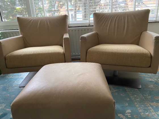 Image 1 of Conjunto Montis Impala: 2 sillones de diseño + otomana - Gijs Papavoine