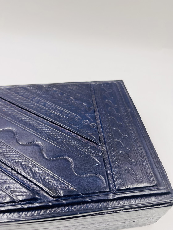 Image 1 of Scatola in legno e pelle