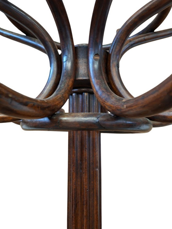 Image 1 of Porte-manteau colonne élégant de style Thonet